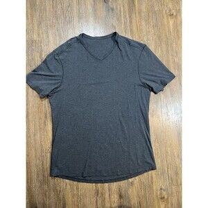 Lululemon V Neck T Shirt Medium Mens Short Sleeve Gray Performance Stretch